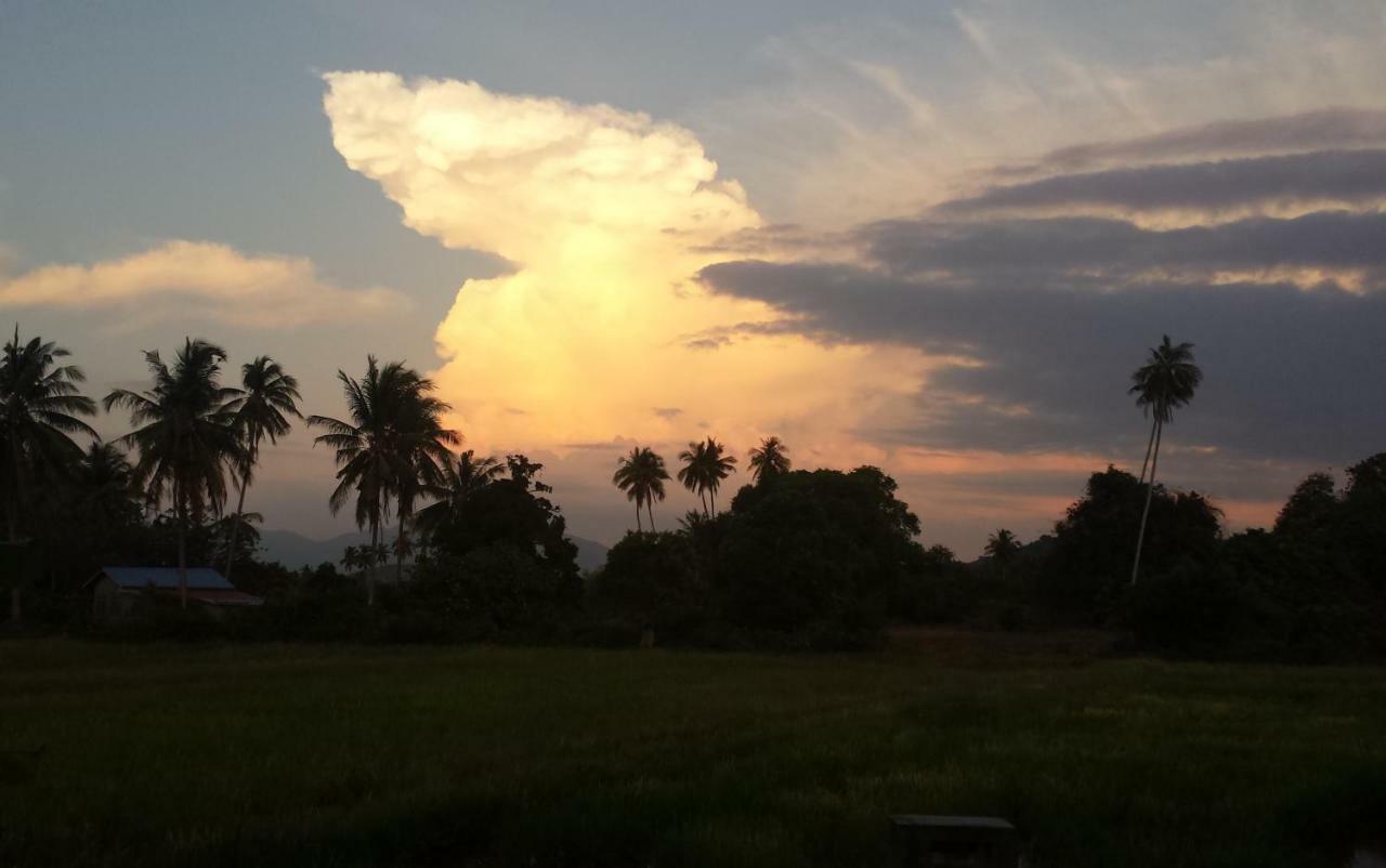 tanabendang banglos Pantai Cenang  Bagian luar foto